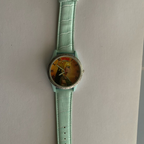 Watch - Picture 2 of 2